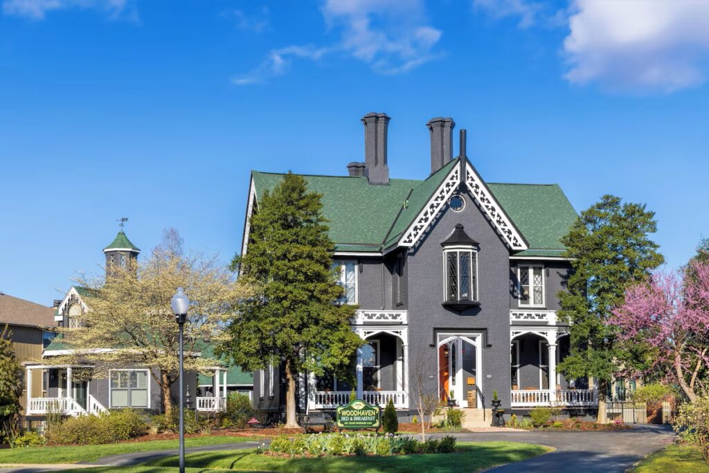 Inn at Woodhaven - Image 2