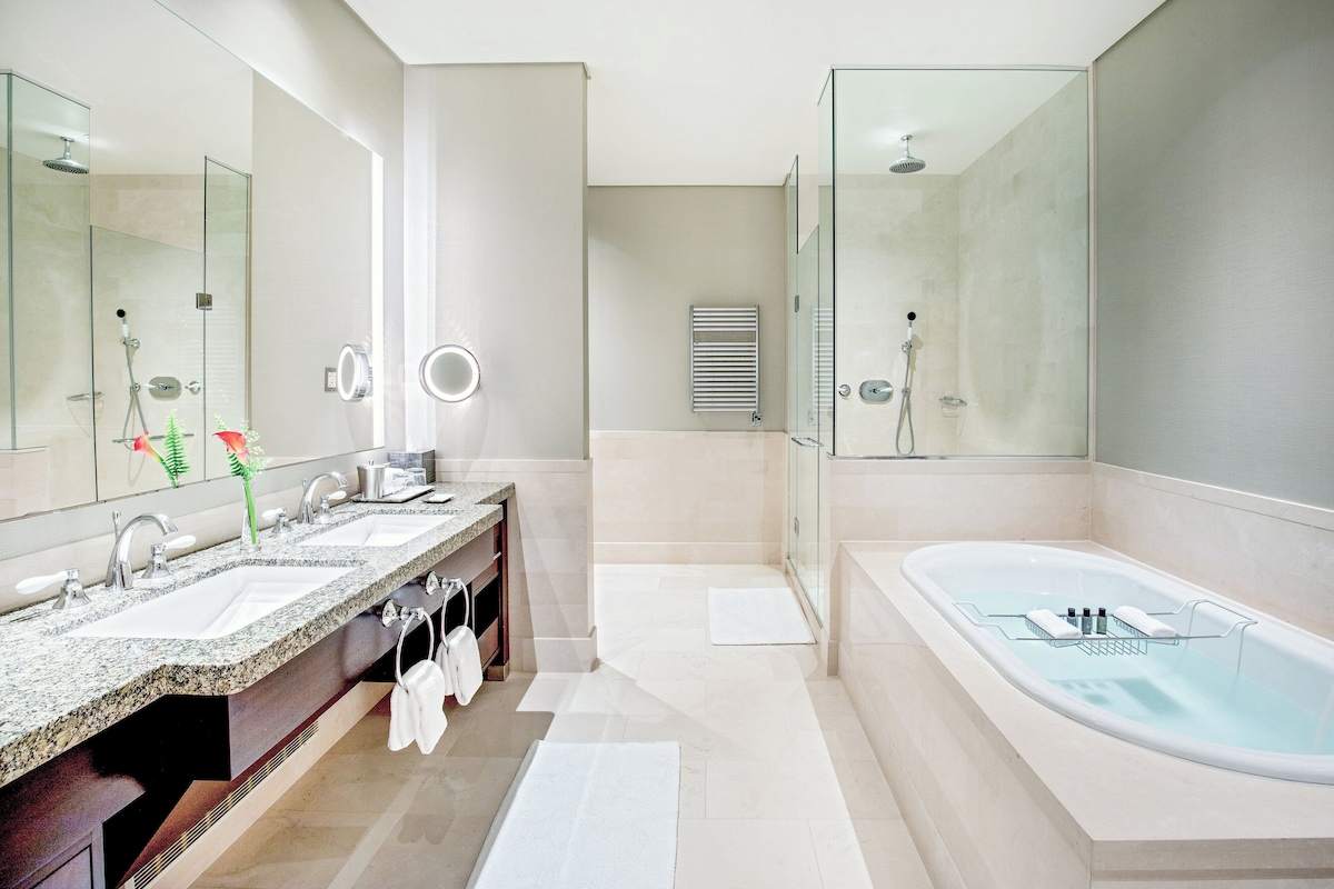 InterContinental Boston by IHG Salem