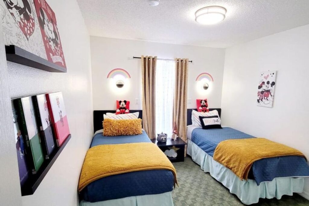 JC DISNEY House - Image 2