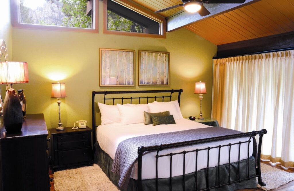 Junipine Resort - Image 2