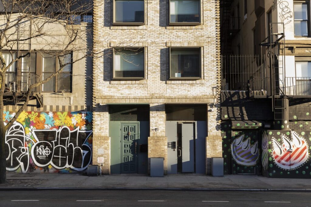 Kasa Lantern Lower East Side - Image 2