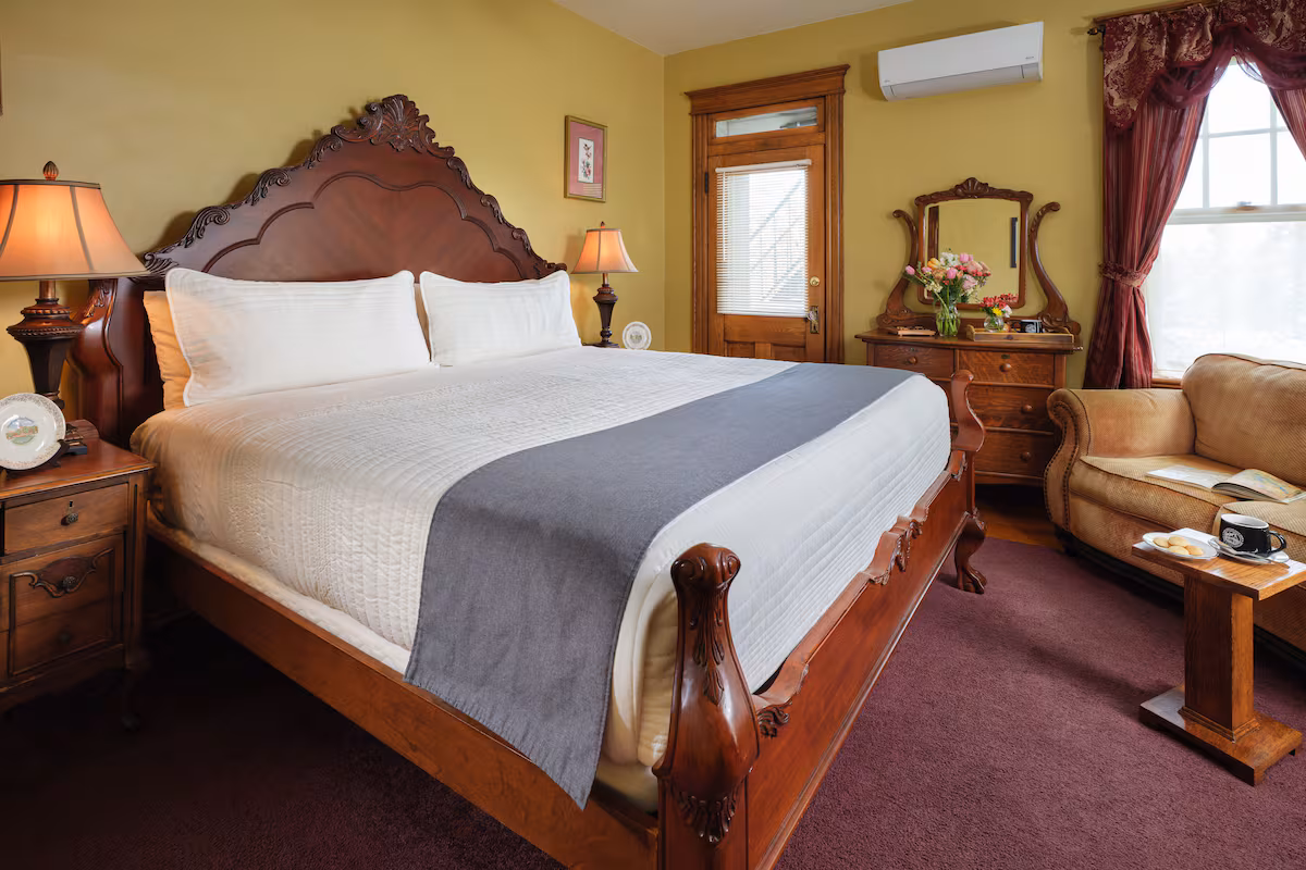 Keystone Inn Bed and Breakfast - Image 3