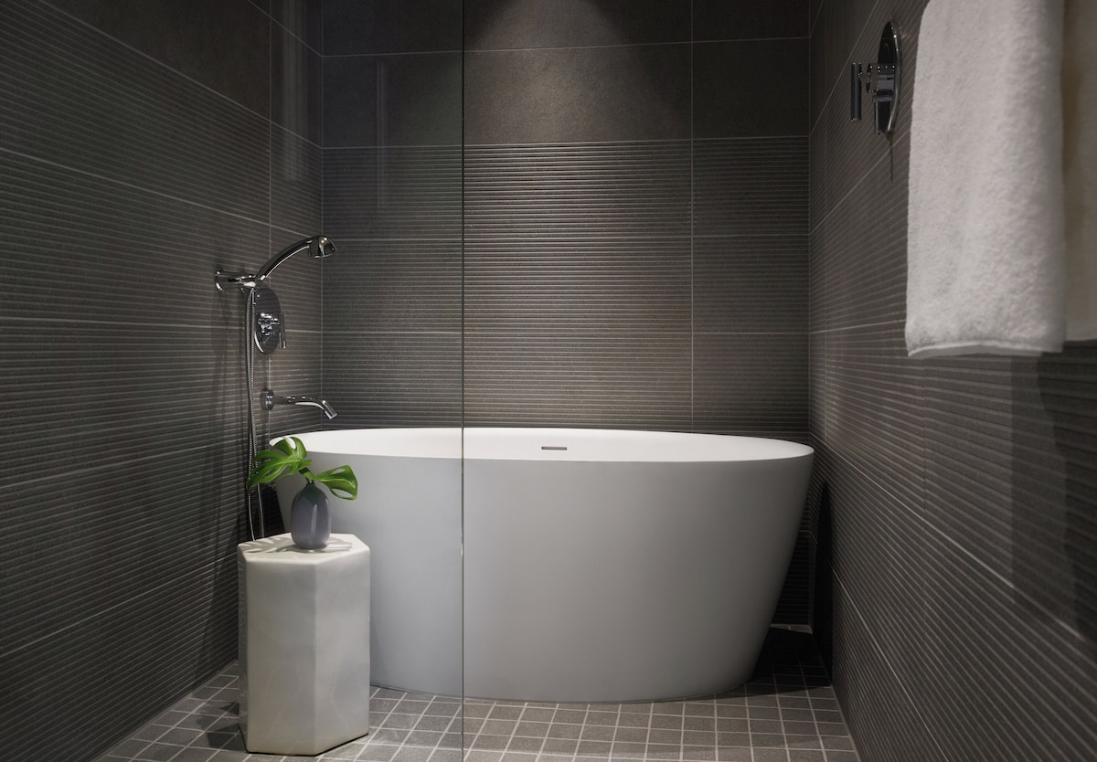 Kimpton Claret Hotel by IHG