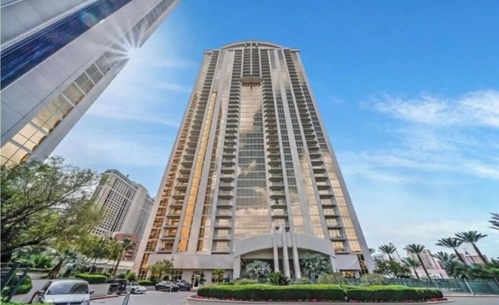 LUXE 702 MGM Signature 1 BR 2 BTH SUITE - Image 3