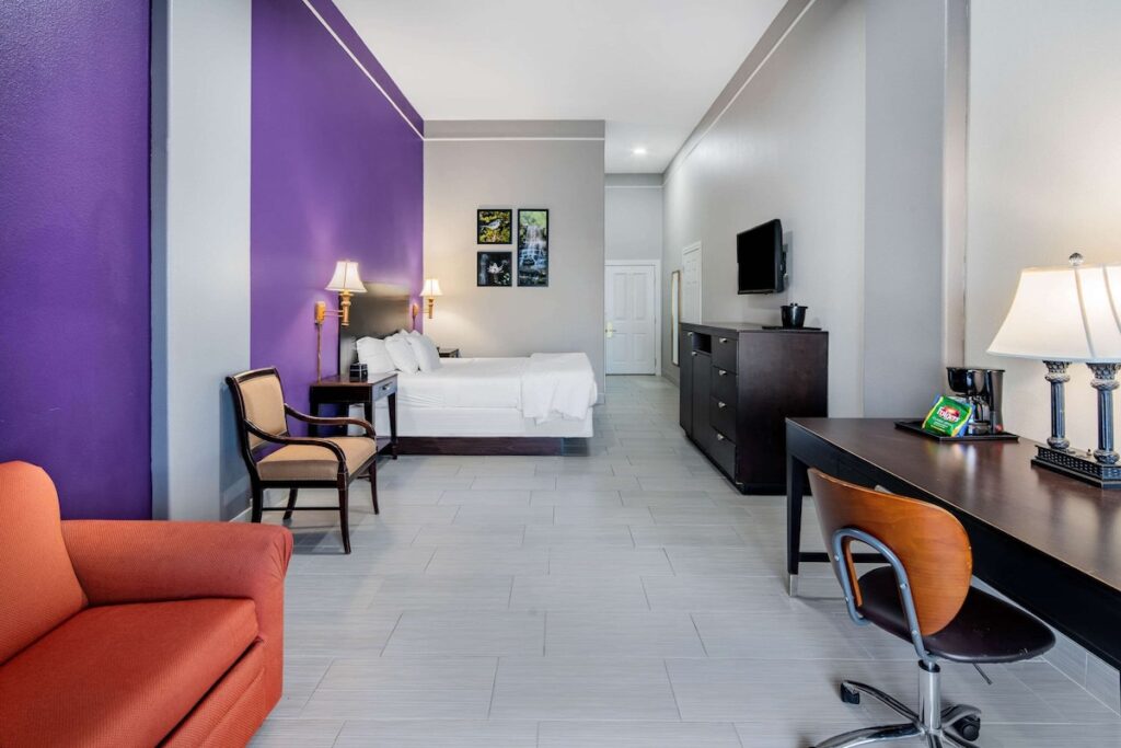 La Quinta Inn & Suites by Wyndham Alamo – McAllen East - Image 3