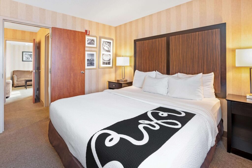 La Quinta Inn & Suites by Wyndham Boise Towne Square - Image 4