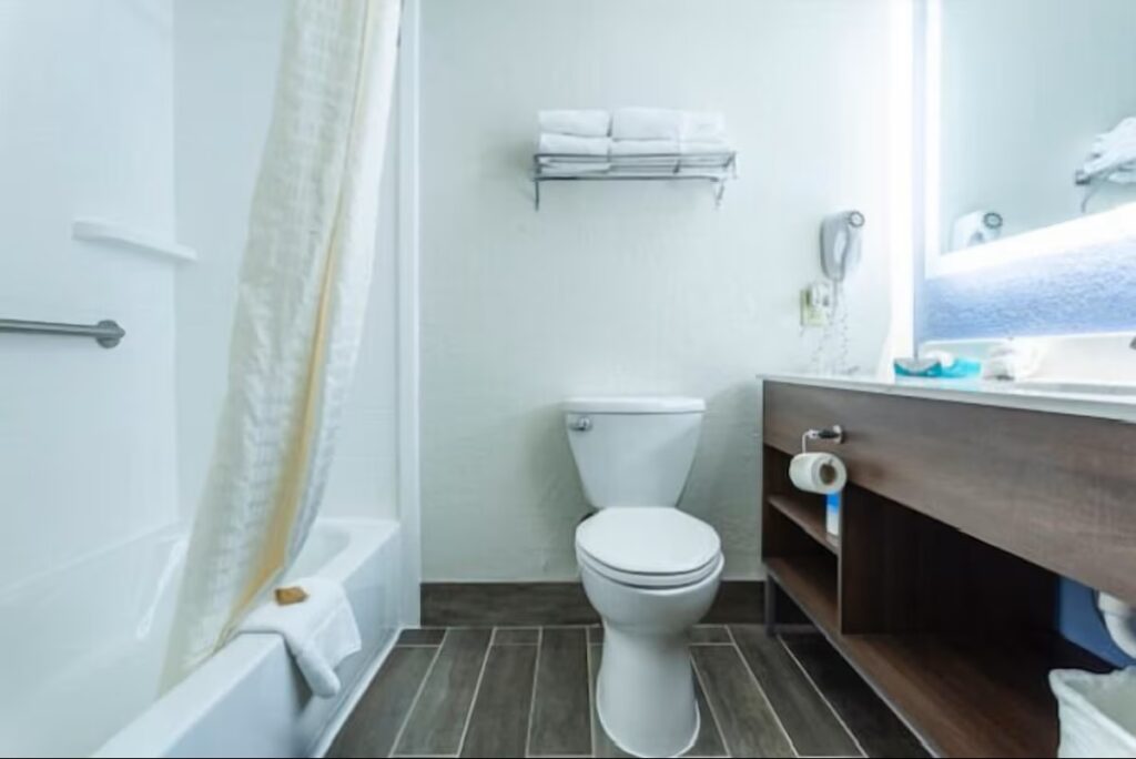 Lancaster Inn and Suites