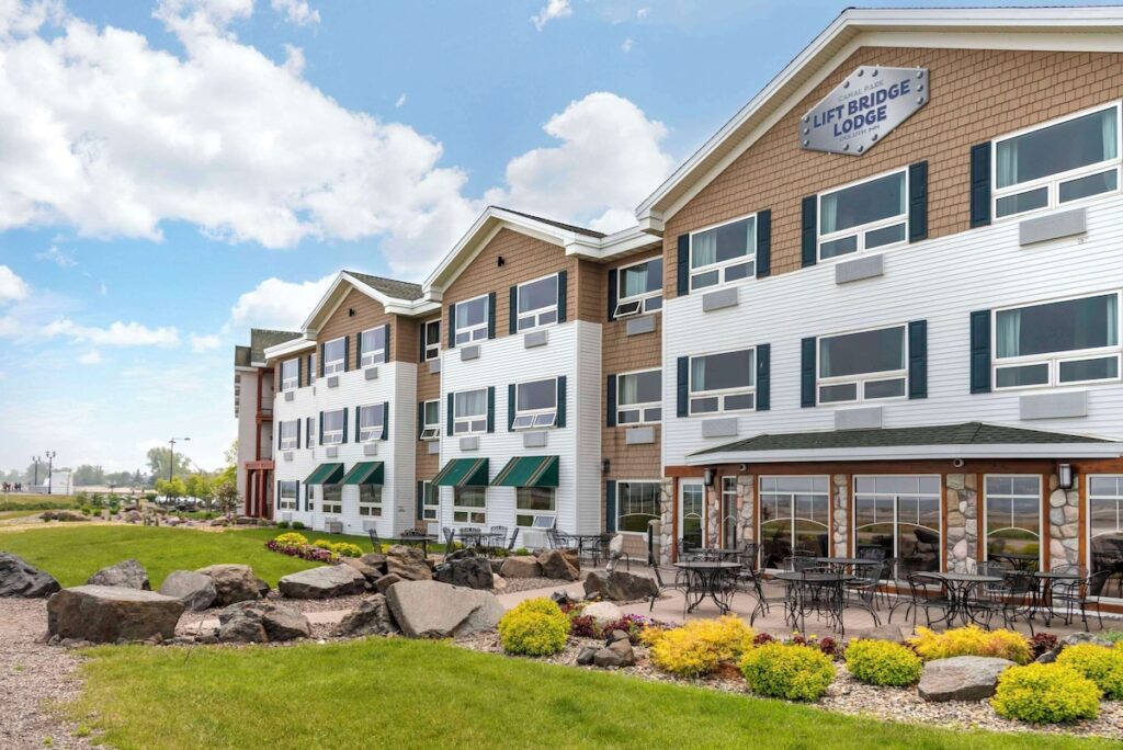 Lift Bridge Lodge, an Ascend Collection Hotel - Image 3