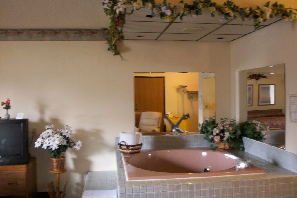 Lodi Valley Suites - Image 3