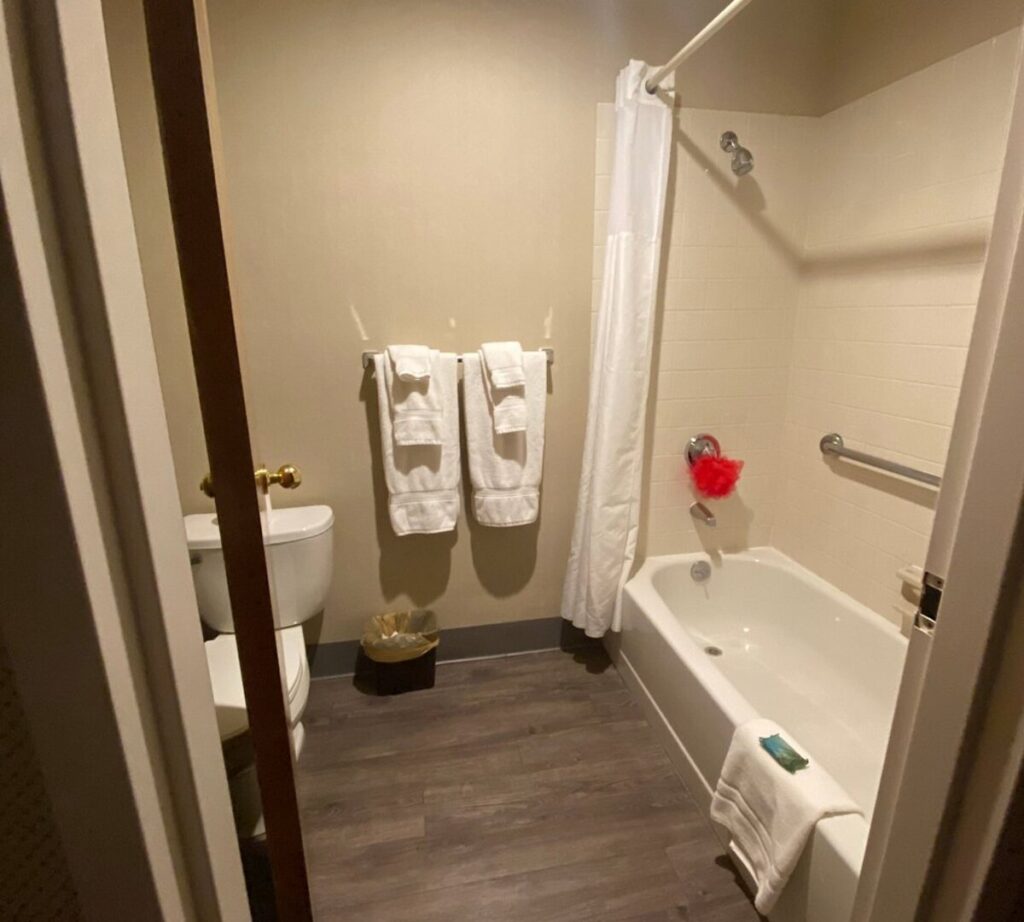 Lone Tree Golf Club And Hotel