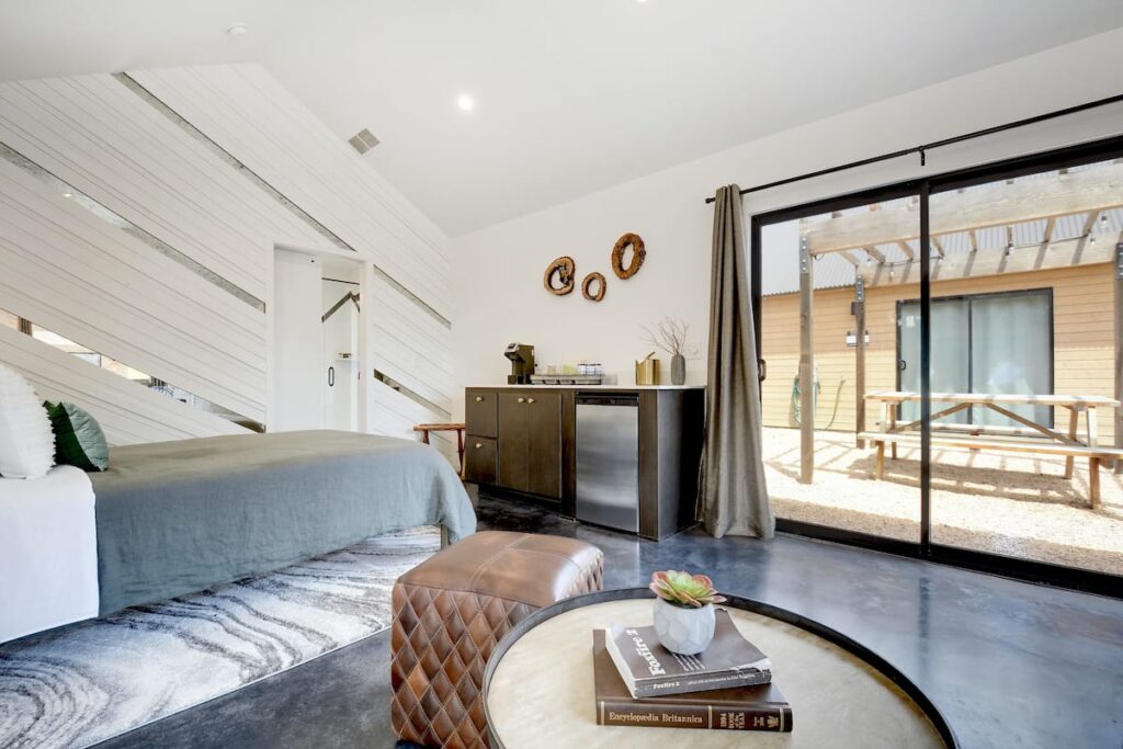 Lucky Arrow Retreat – Dripping Springs - Image 4