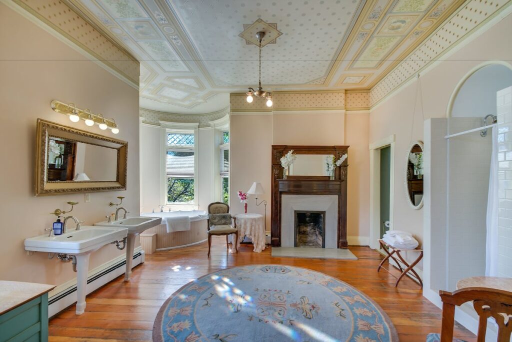 Lumber Baron Inn - Image 3