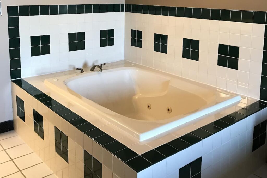 Luxury Inn & Suites - Image 1