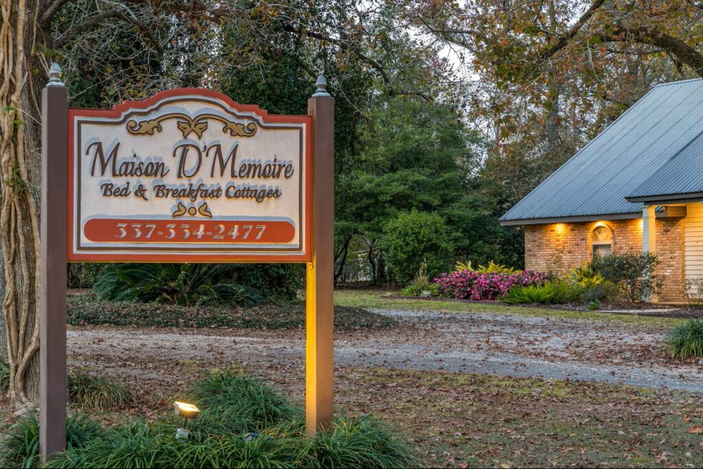 Maison D’Memoire Bed & Breakfast Cottages - Image 4