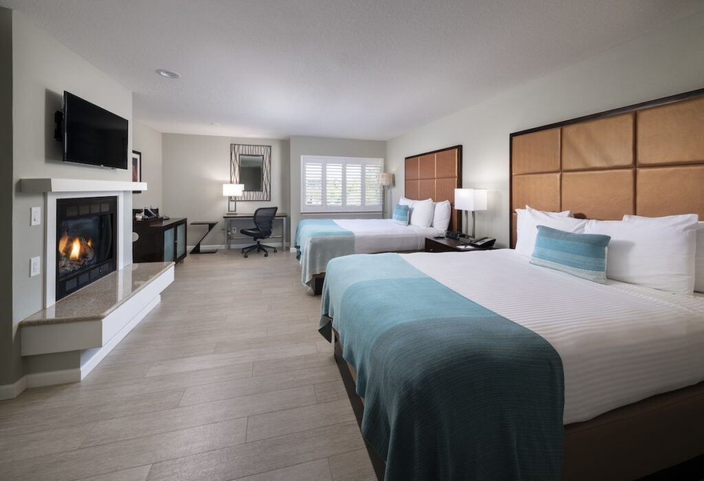 Mariposa Inn & Suites - Image 4