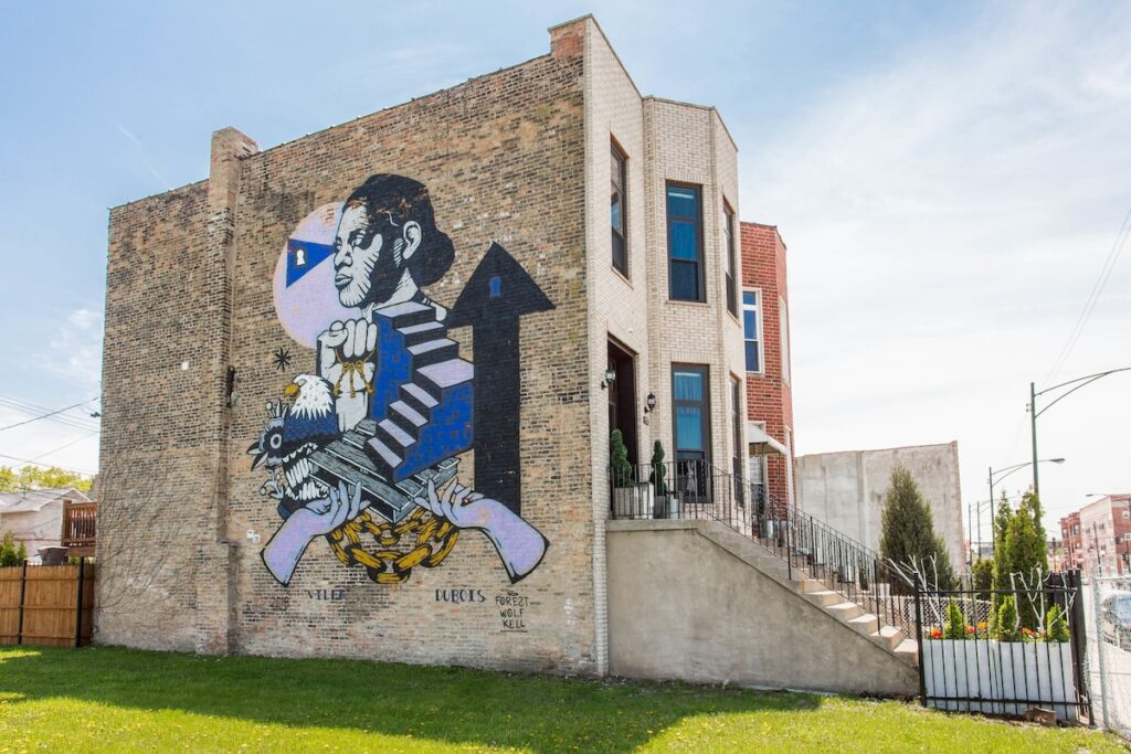 Mccormick Place Guest House - Image 2