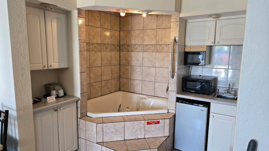 Merida Inn and Suites - Image 1