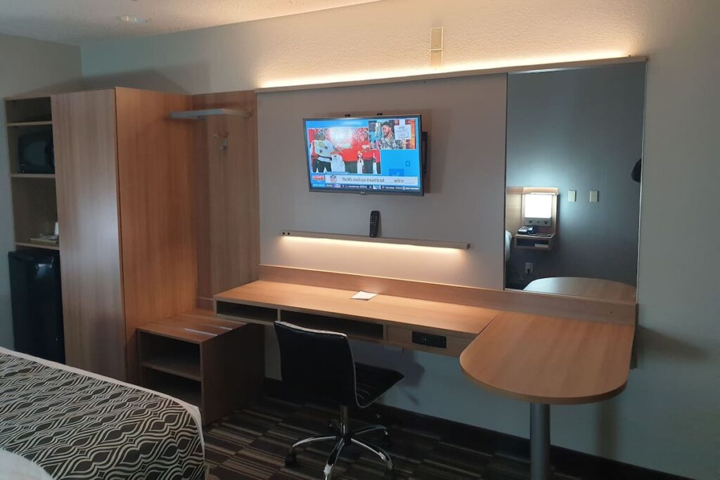 Microtel Inn & Suites by Wyndham Augusta/Riverwatch - Image 3