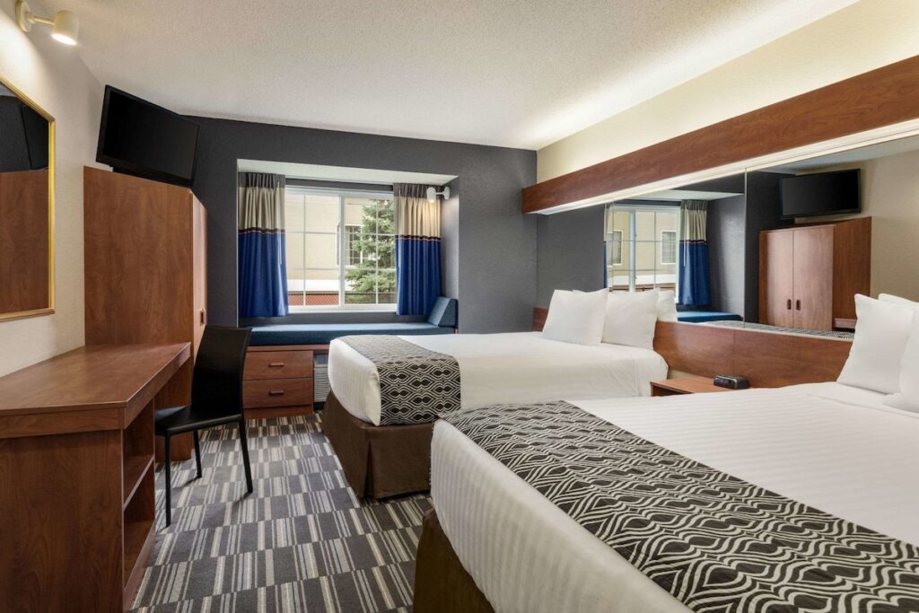 Microtel Inn & Suites by Wyndham Inver Grove Heights/Minneap - Image 4