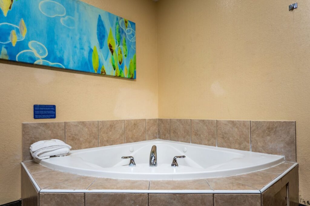 Microtel Inn & Suites by Wyndham Ocala - Image 1