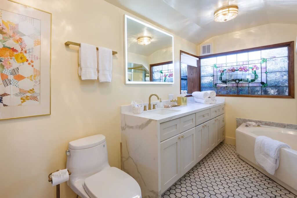 Mill Rose Inn - Image 2