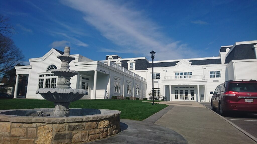 Mills Park Hotel - Image 2