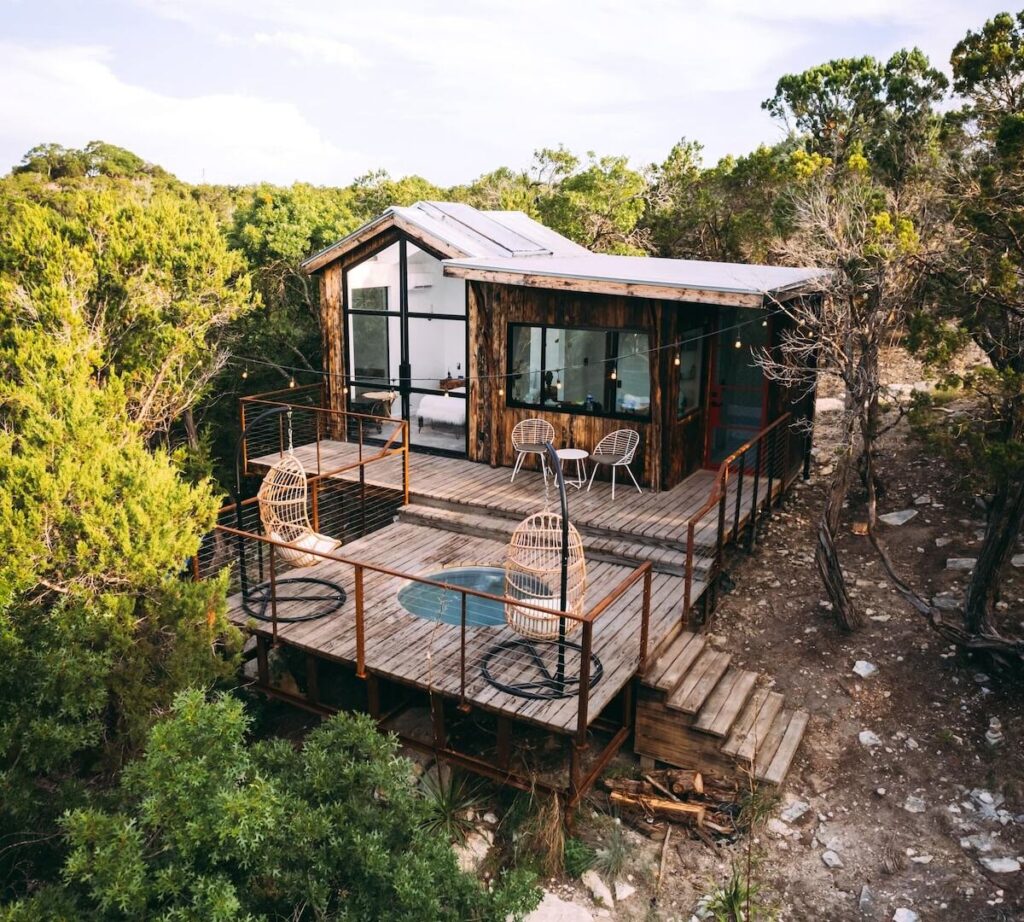 Missing Hotel - Image 5