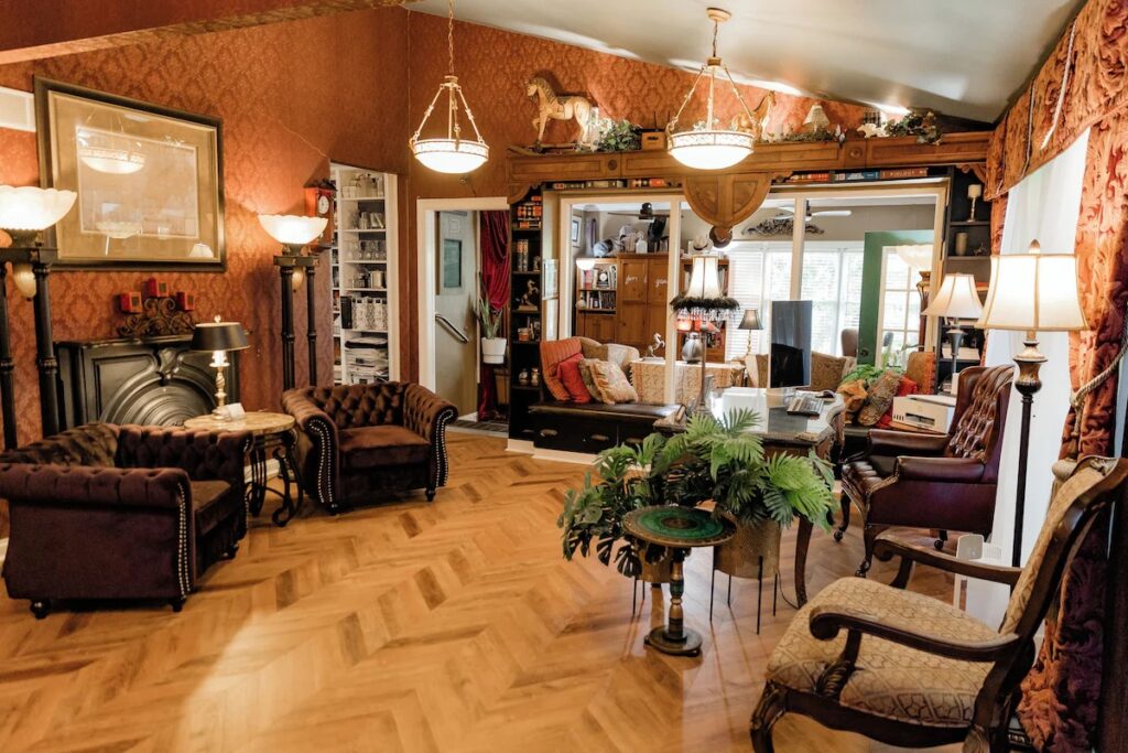 Montgomery Inn BnB - Image 3