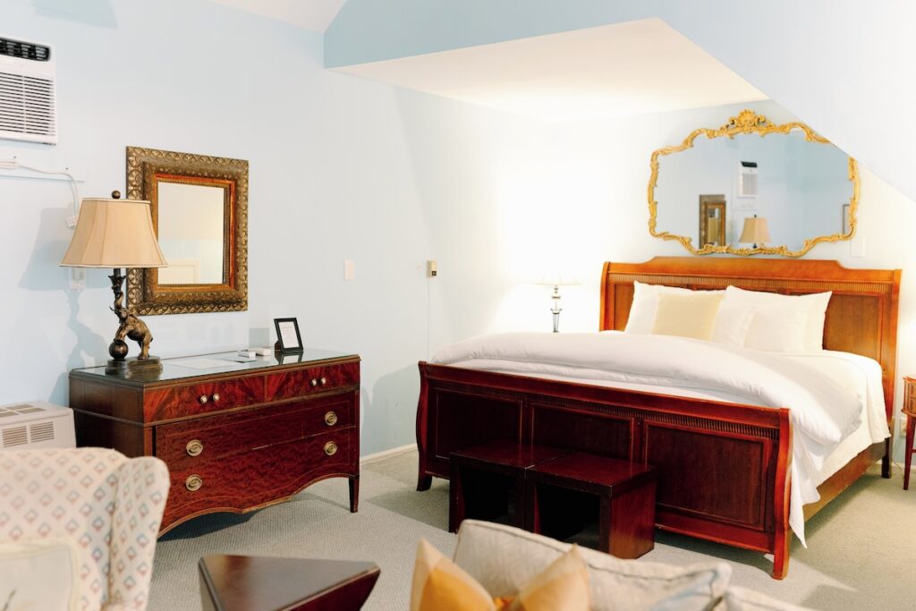 Morehead Inn - Image 3