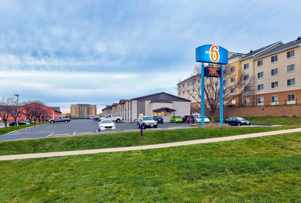 Motel 6 Cedar Rapids, IA – Airport - Image 4