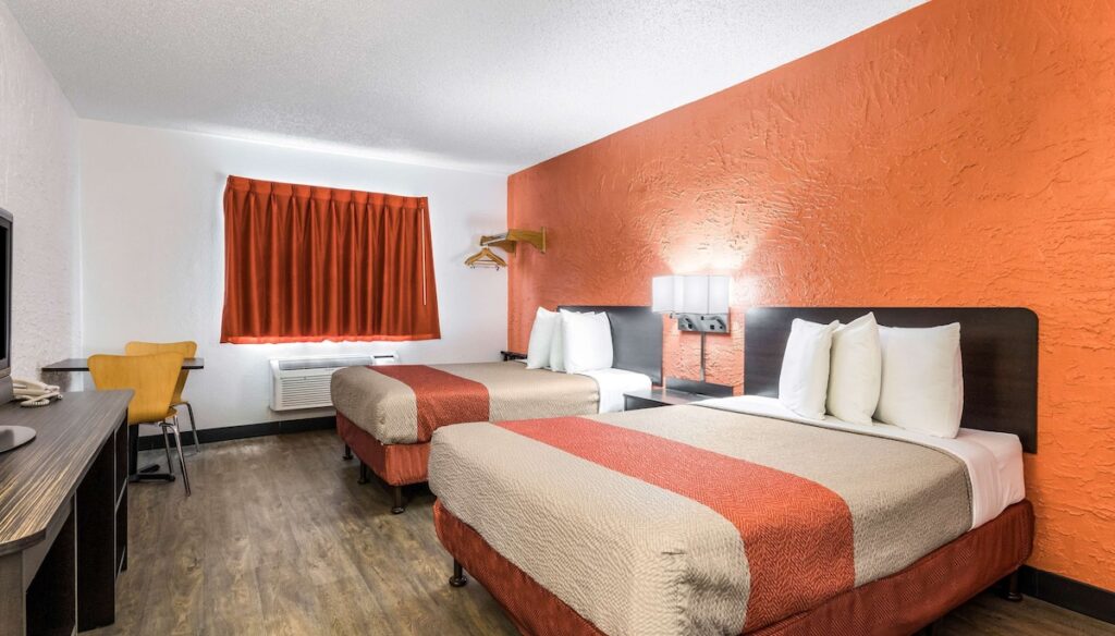 Motel 6 Elk Grove Village, IL - Image 4