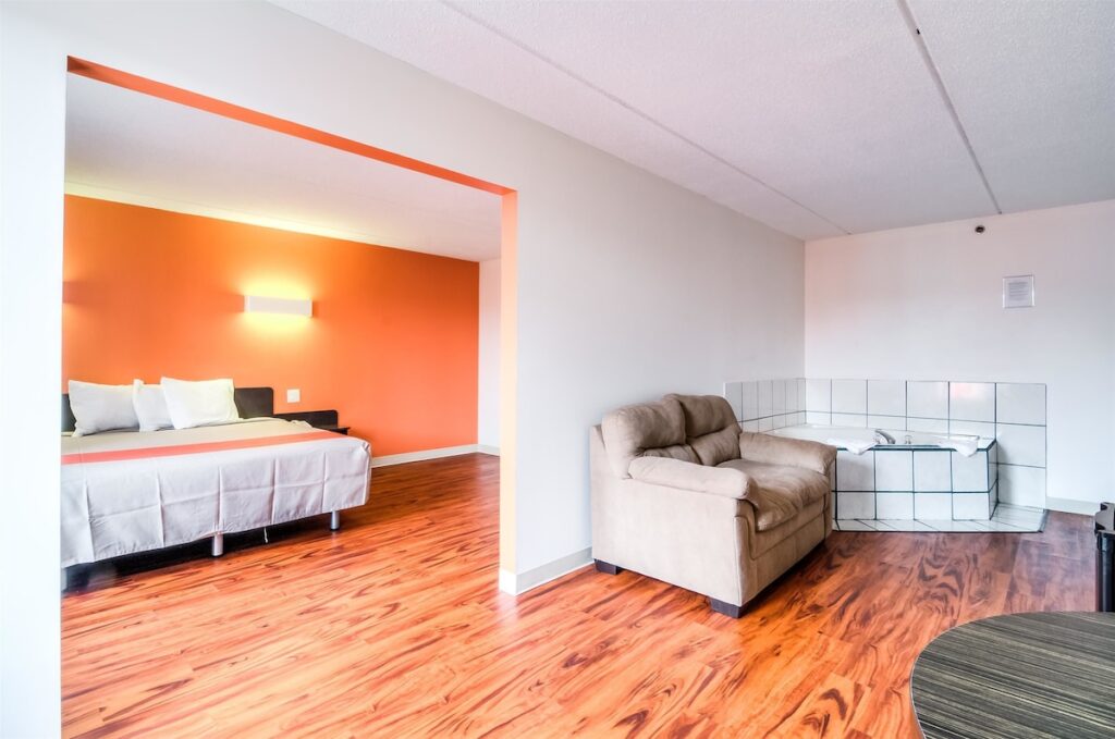 Motel 6 Lansing, IL – Chicago South - Image 2