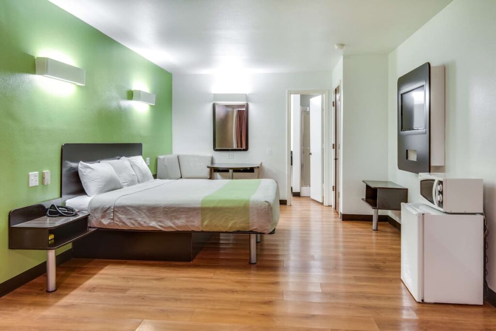 Motel 6 Longview, TX – North - Image 4