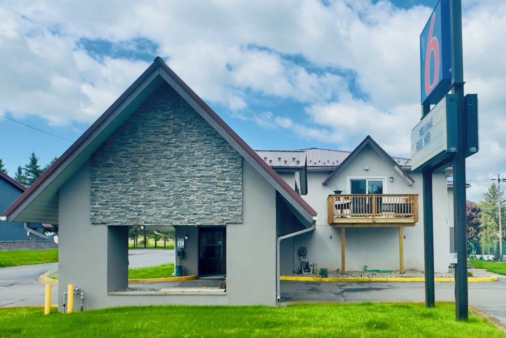 Motel 6 McGraw, NY – Cortland - Image 4