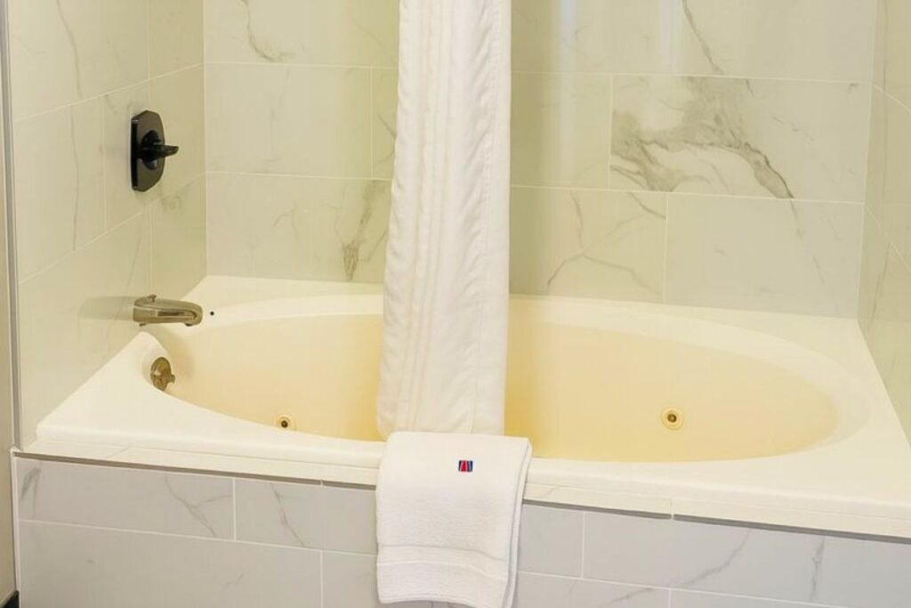 Motel 6 McGraw, NY – Cortland - Image 1