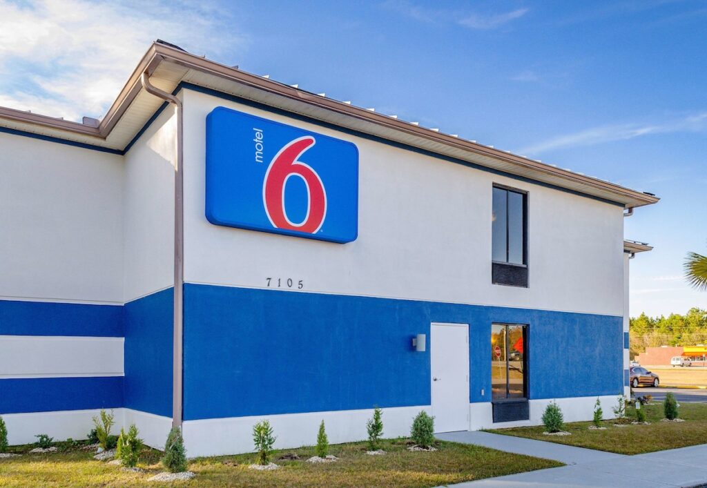 Motel 6 Moss Point, MS - Image 2