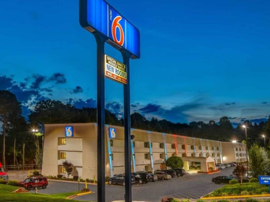 Motel 6-Norcross, GA - Image 4