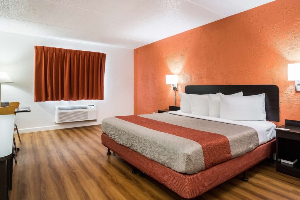 Motel 6 Prospect Heights, IL - Image 1