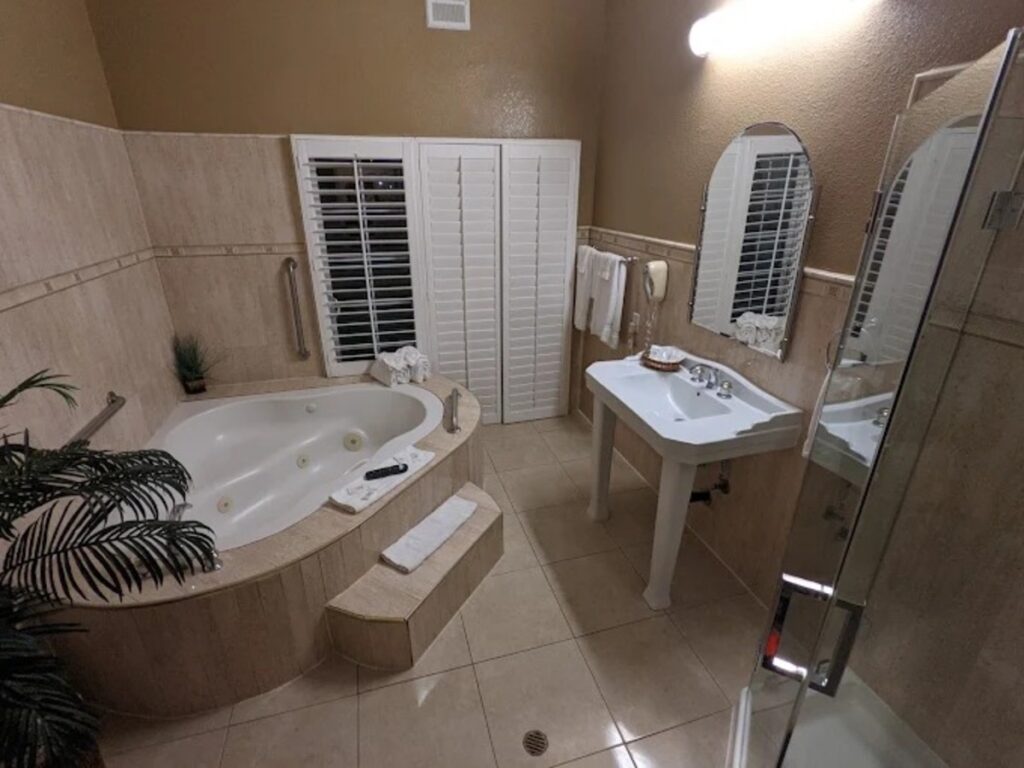 Motel Mediteran Escondido - Image 2