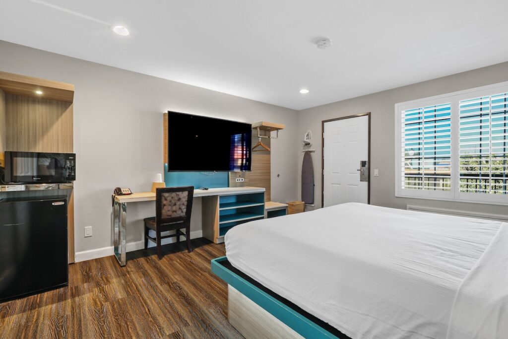 Motel Mediteran Escondido - Image 3