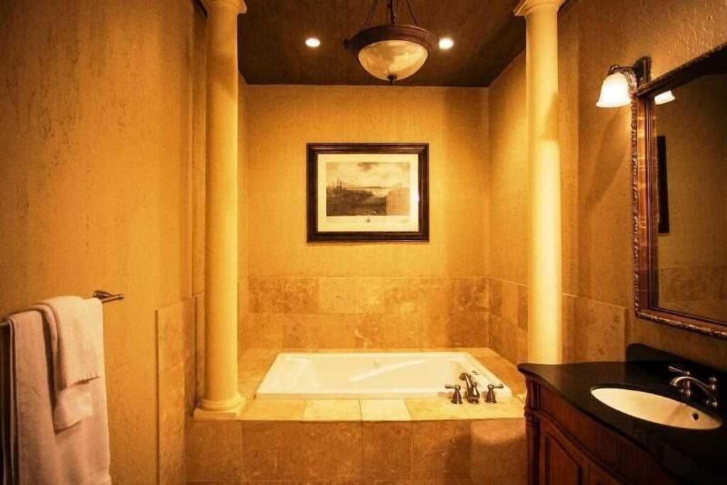 Niagara Crossing Hotel & Spa