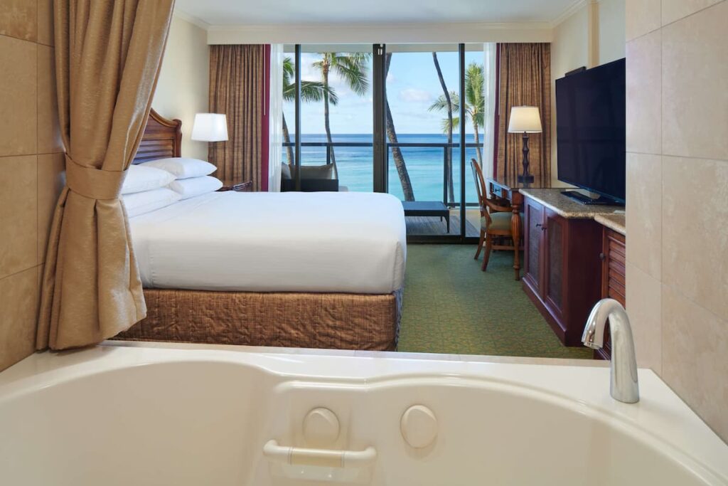 OUTRIGGER Waikiki Beach Resort - Image 3