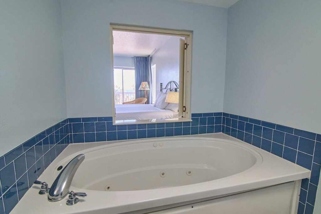 Oceanview Lodge - Image 1