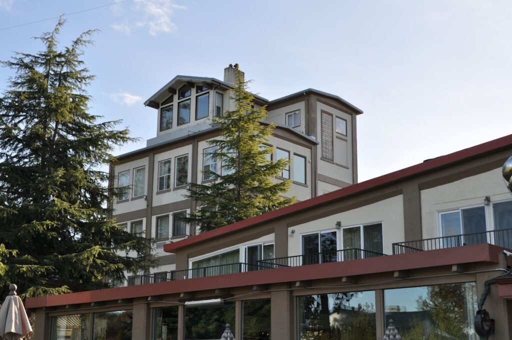 Old Alcohol Plant Hotel - Image 4