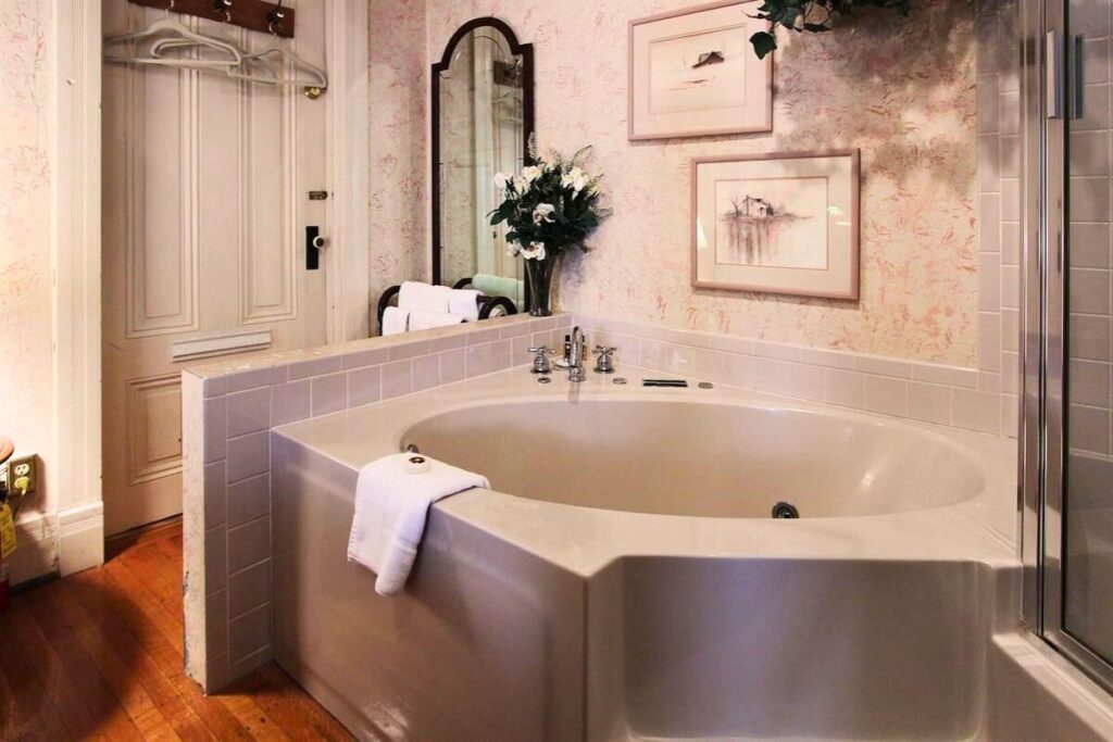 Old Northside Bed & Breakfast - Image 1