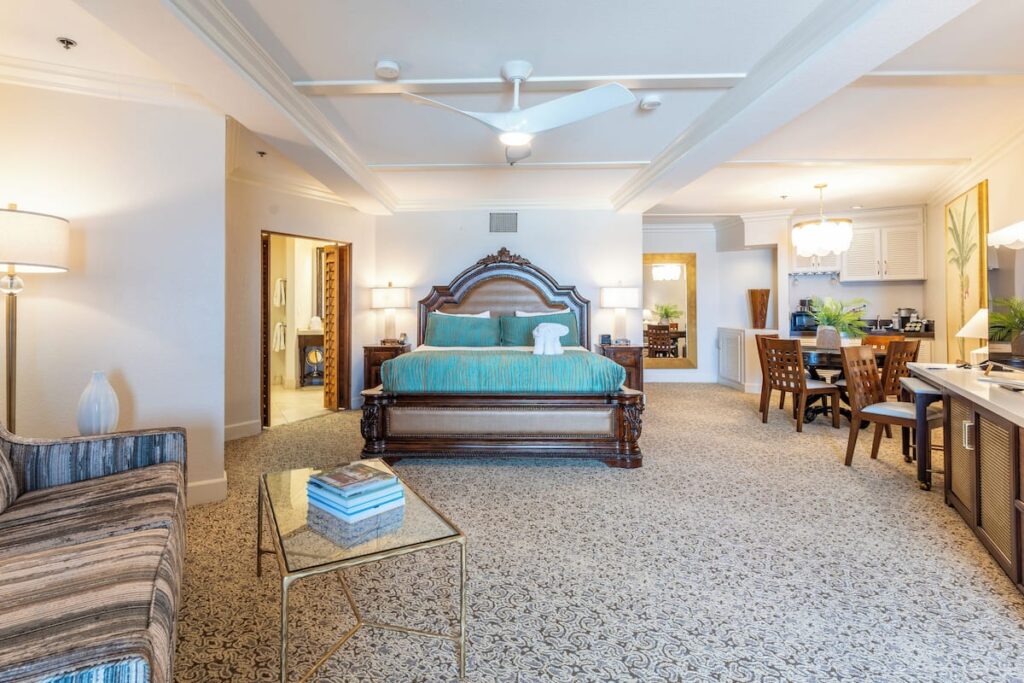 Pacific Terrace Hotel - Image 4