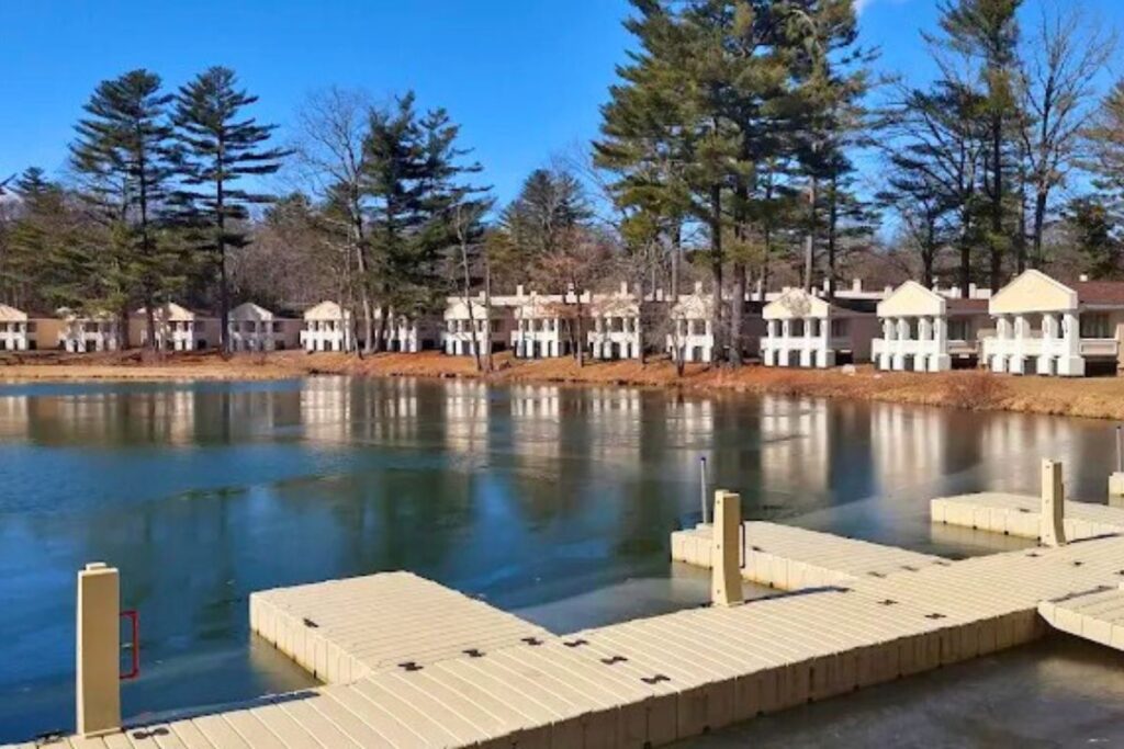 Paradise Stream Resort - Image 4