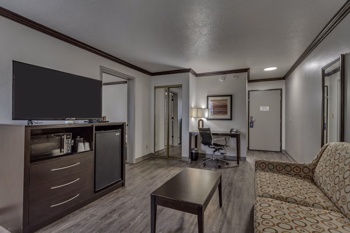 Park Inn by Radisson Salt Lake City Midvale - Image 3