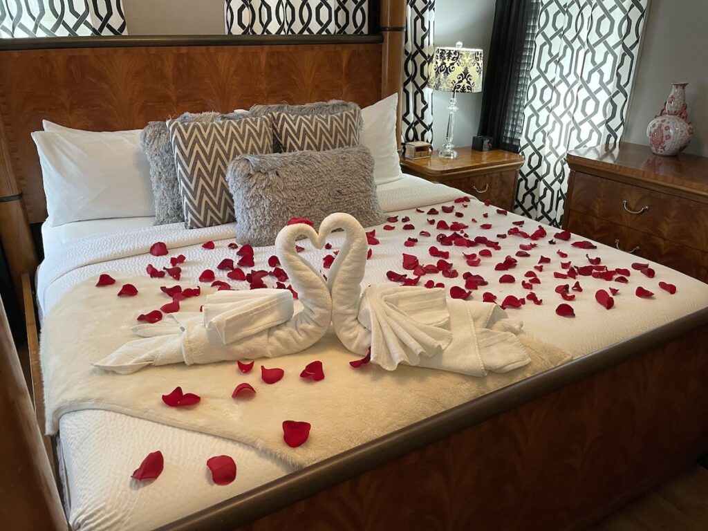 Peace & Plenty Inn Bed & Breakfast - Image 3