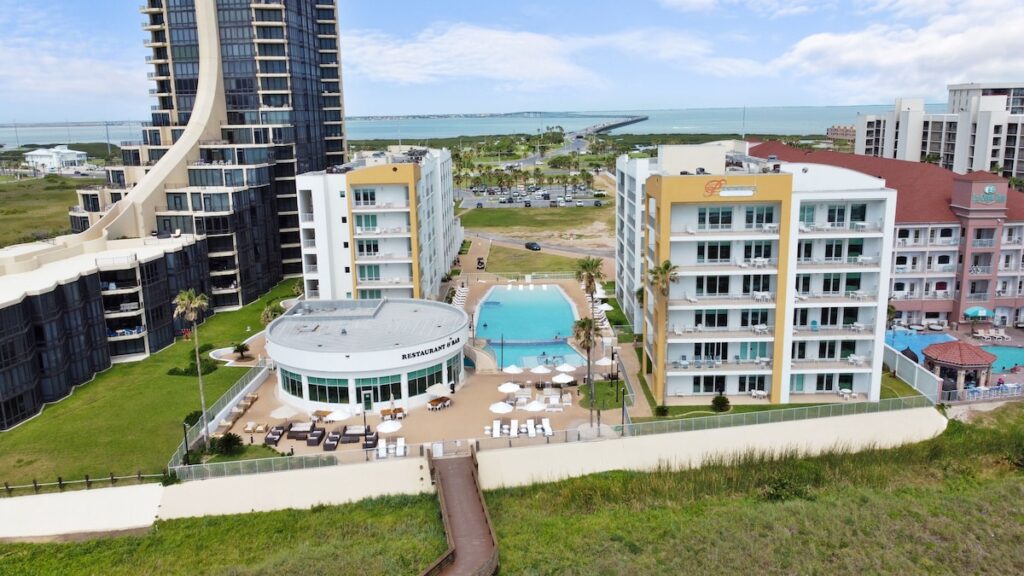 Peninsula Island Resort & Spa – Beach Front Property at South Padre Island - Image 4